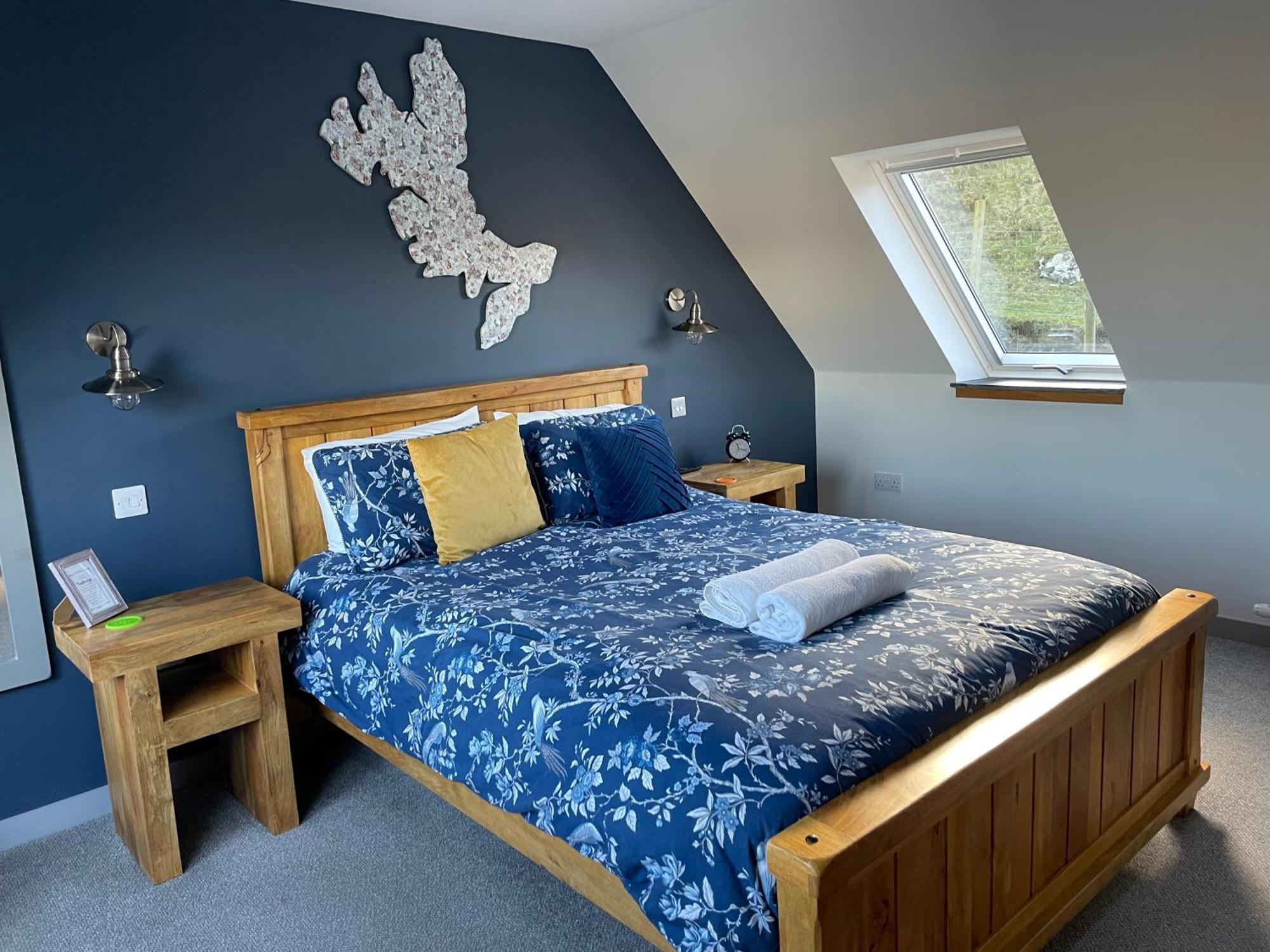 Вілла The Bridge Self Catering Kilmaluag Екстер'єр фото